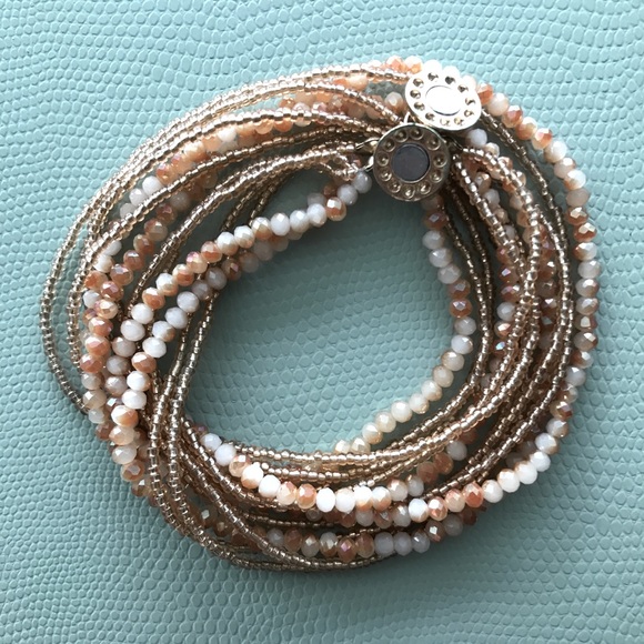 Multi-strand bead necklace - Picture 2 of 5